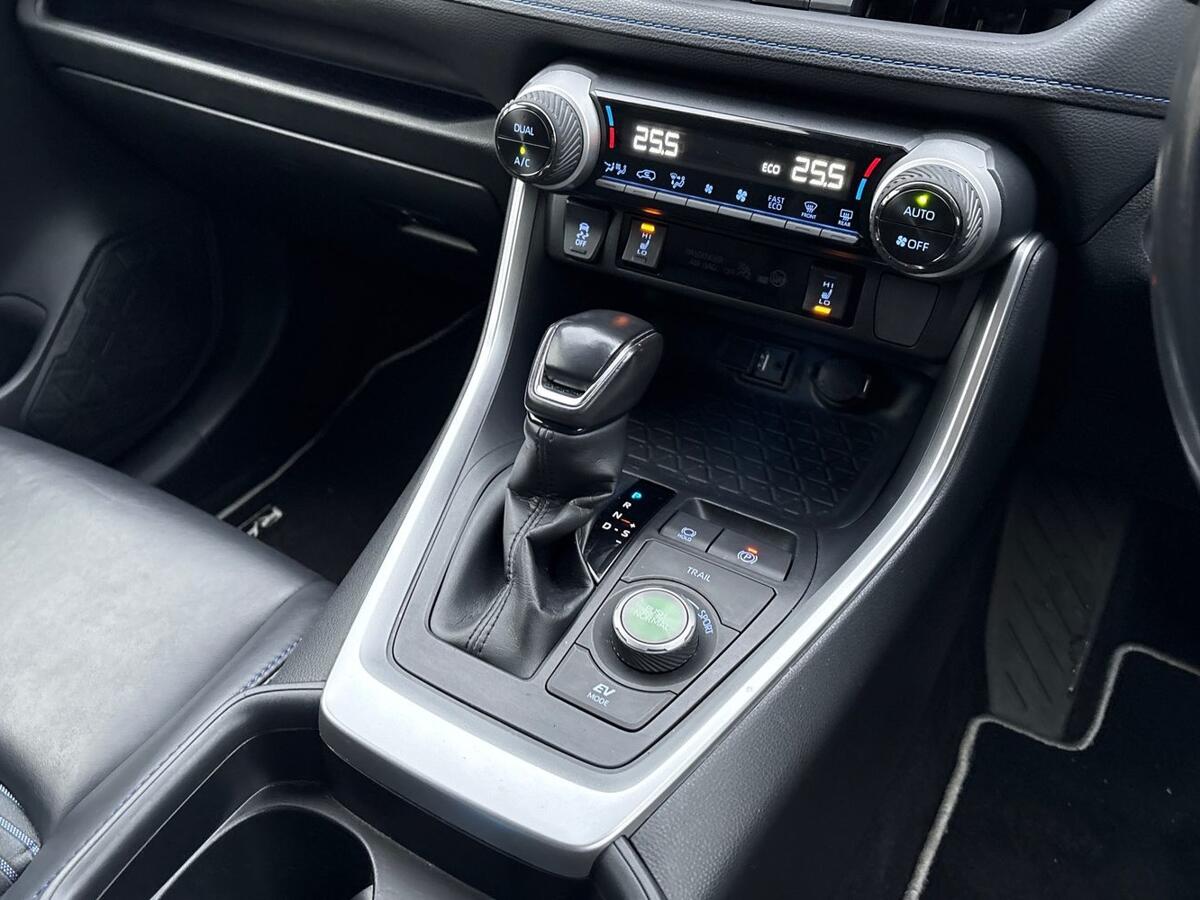 Used Toyota RAV4 2019 for sale - 77910717: Photo 24