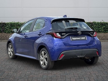 Used Toyota Yaris 2024 for sale - 78990131: Photo