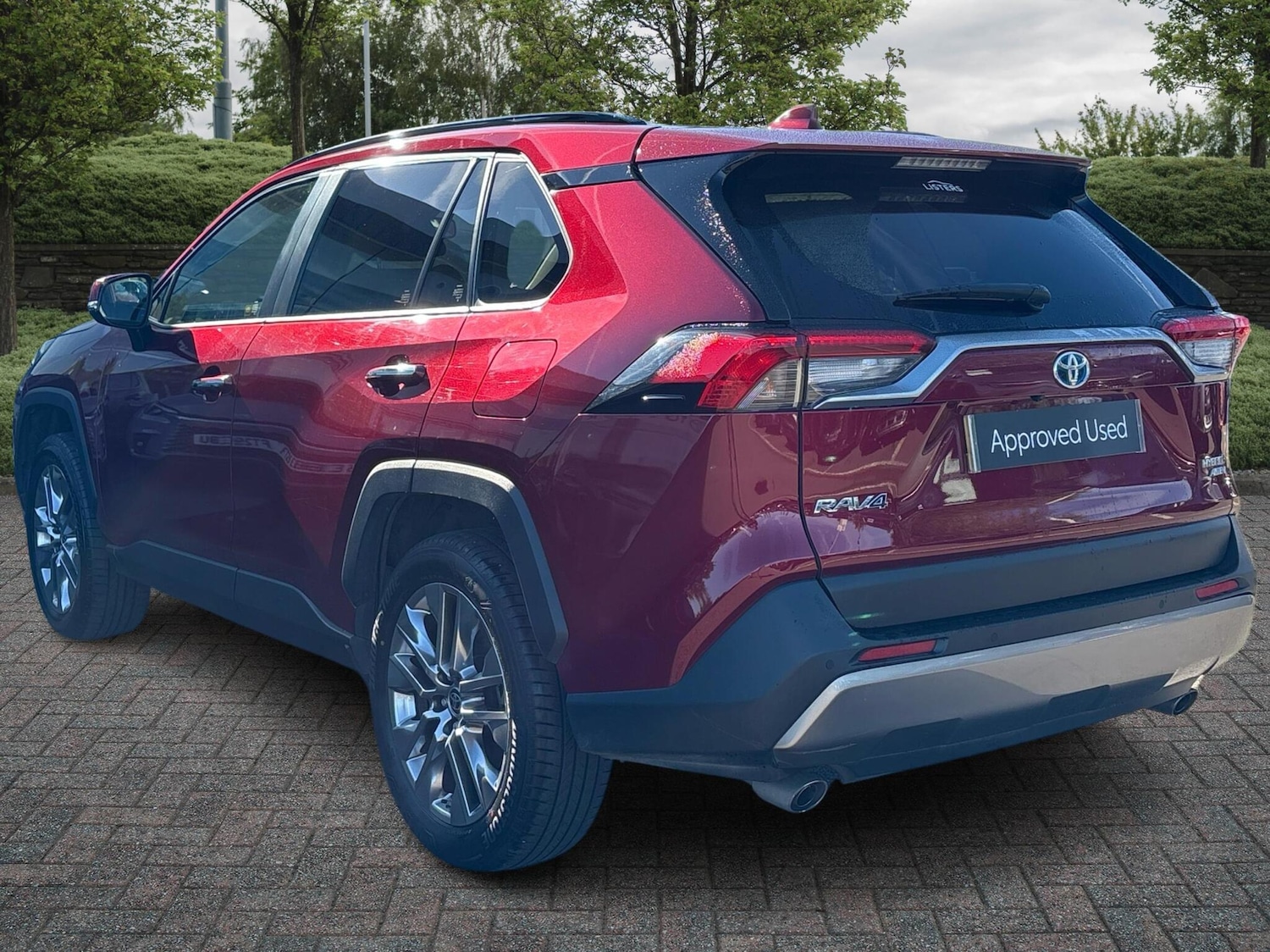 Used Toyota RAV4 2022 for sale - 76111712: Photo 4