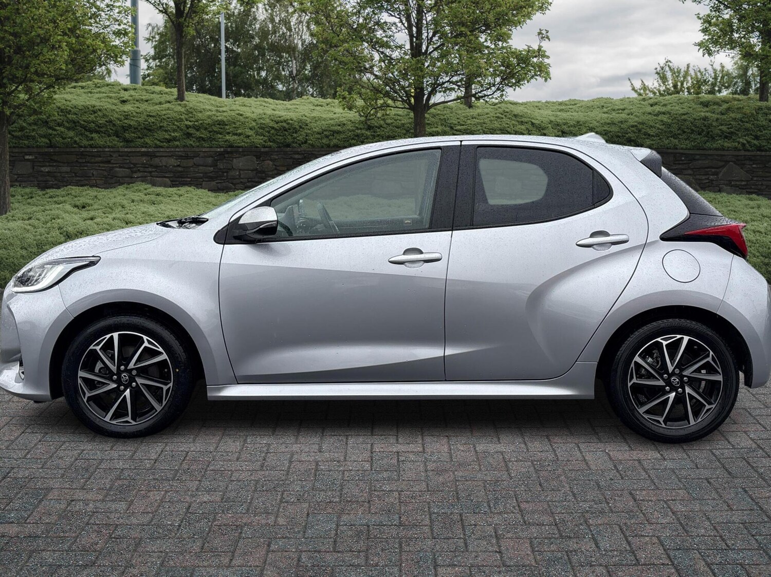 Used Toyota Yaris 2022 for sale - 76073790: Photo 14
