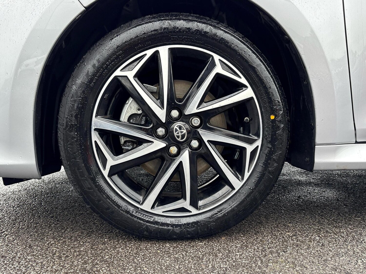 Used Toyota Yaris 2022 for sale - 76073790: Photo 22