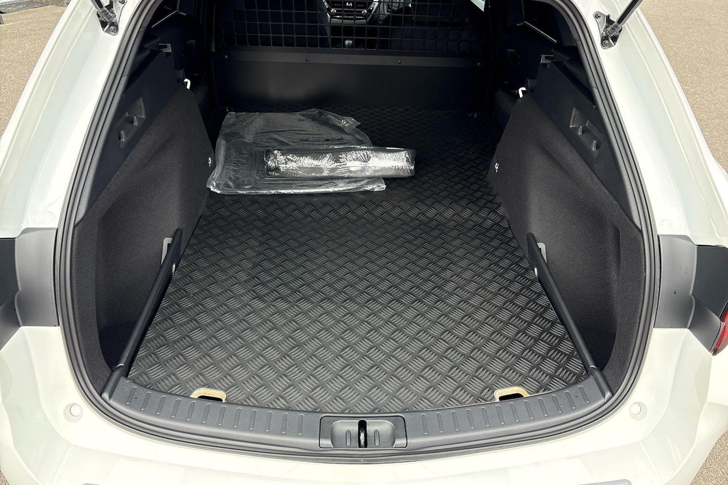 Used Toyota Corolla 2025 for sale - 76514404: Photo 21