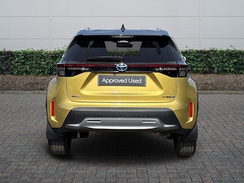 Used Toyota Yaris 2022 for sale - 78049040: Photo