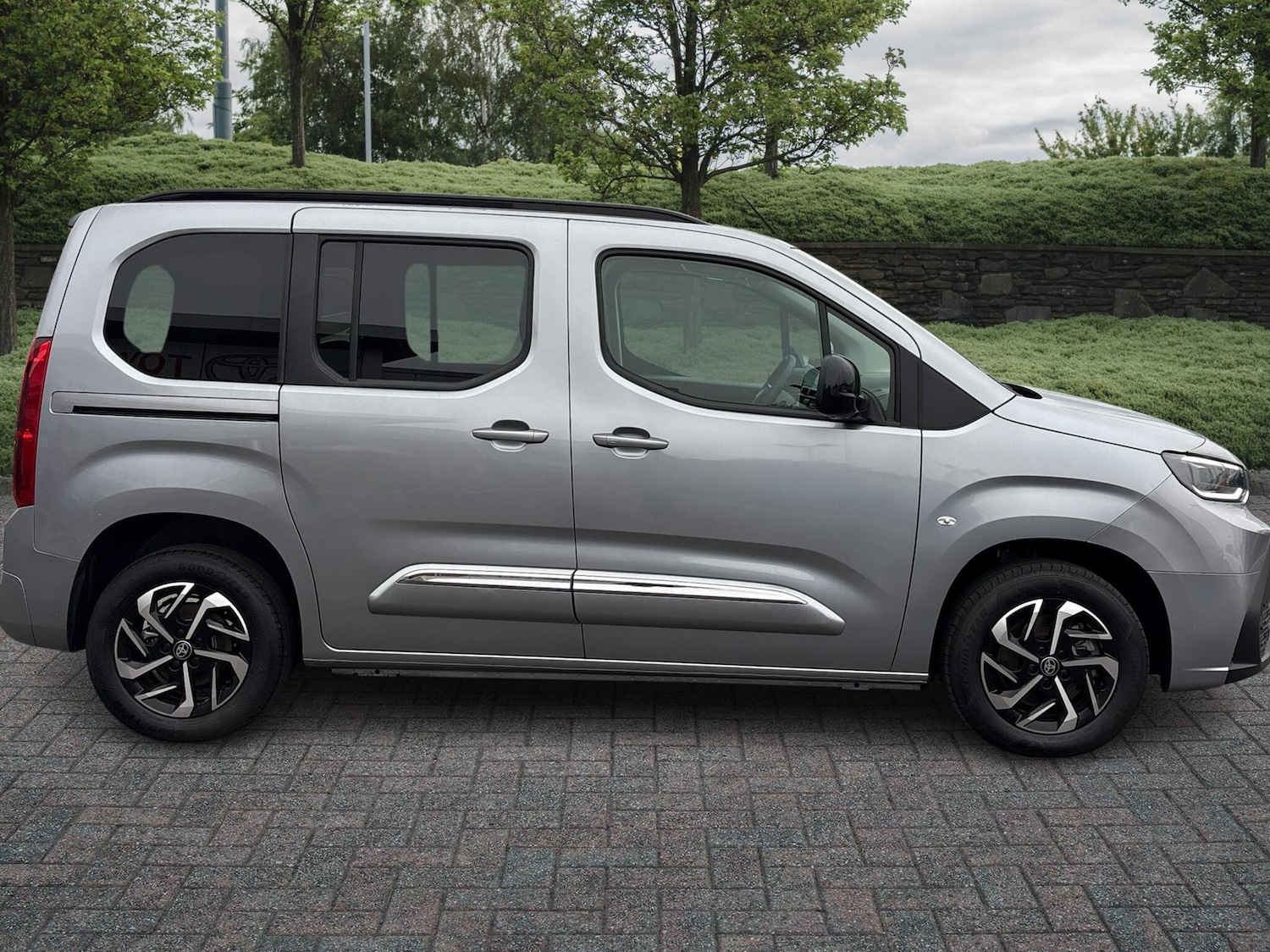 Used Toyota PROACE CITY Verso 2025 for sale - 76486587: Photo 14