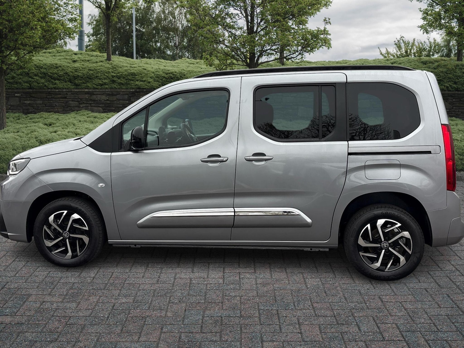 Used Toyota PROACE CITY Verso 2025 for sale - 76486587: Photo 15