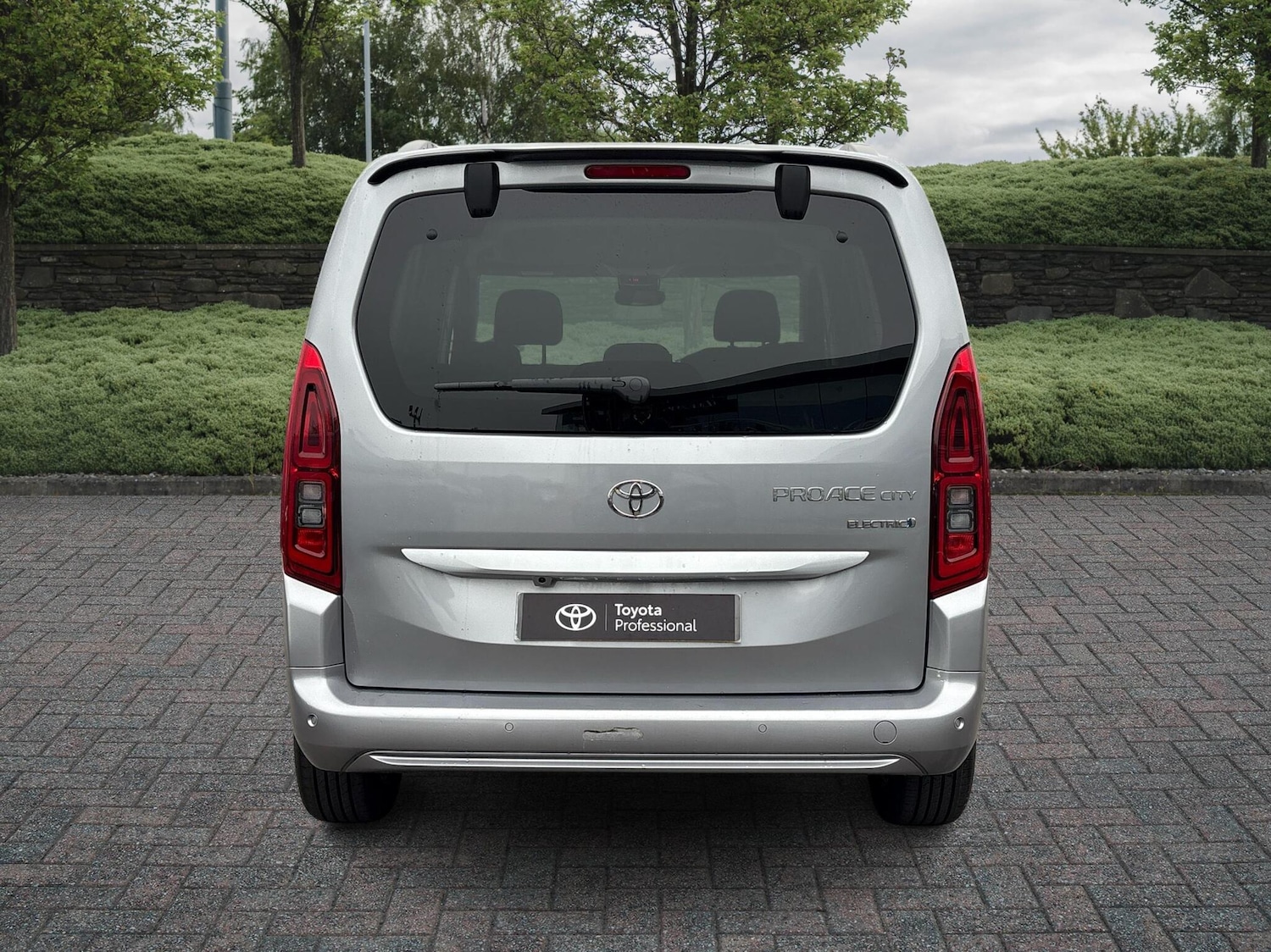 Used Toyota PROACE CITY Verso 2025 for sale - 76486587: Photo 16