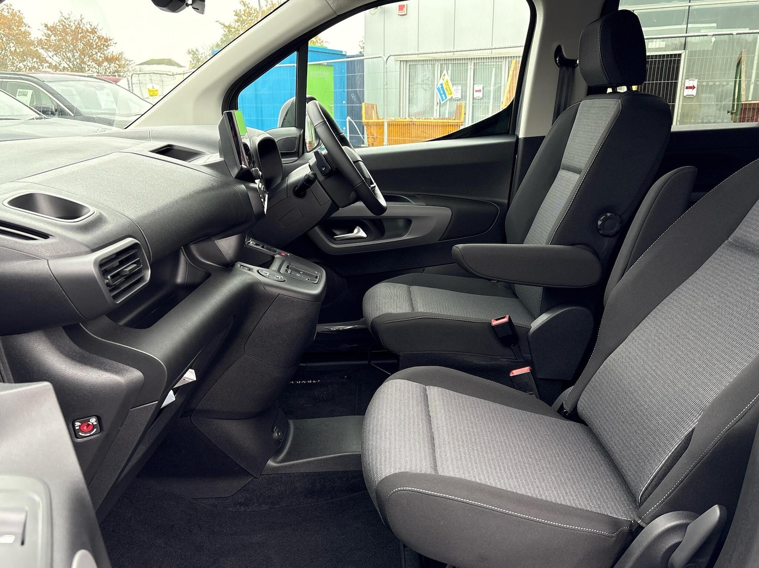 Used Toyota PROACE CITY Verso 2025 for sale - 76486587: Photo 17