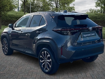 Used Toyota Yaris 2023 for sale - 75842444: Photo