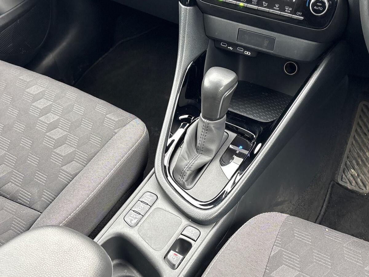 Used Toyota Yaris 2024 for sale - 77525760: Photo 17