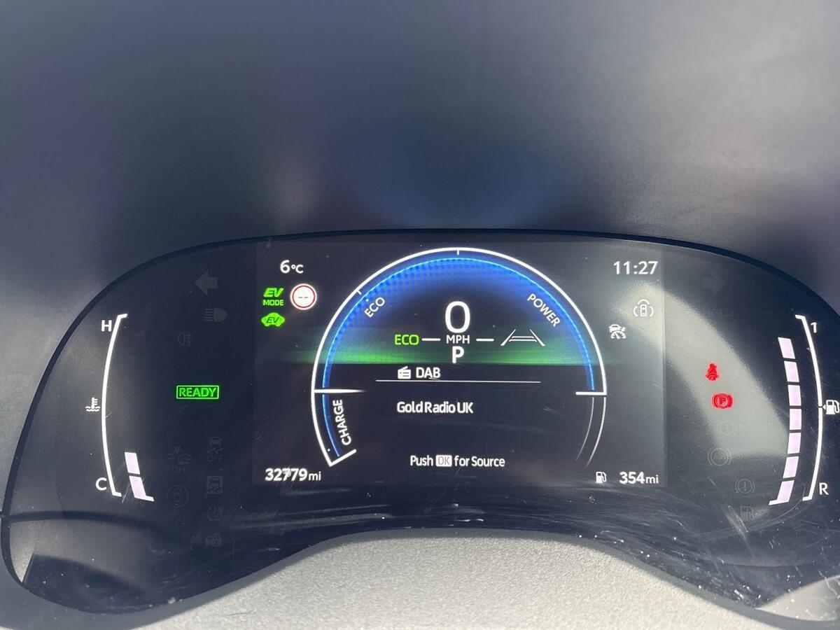 Used Toyota Yaris 2024 for sale - 77525760: Photo 19