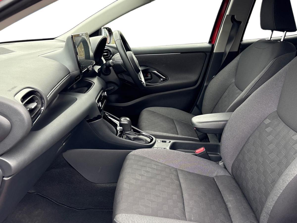 Used Toyota Yaris 2024 for sale - 77525760: Photo 7