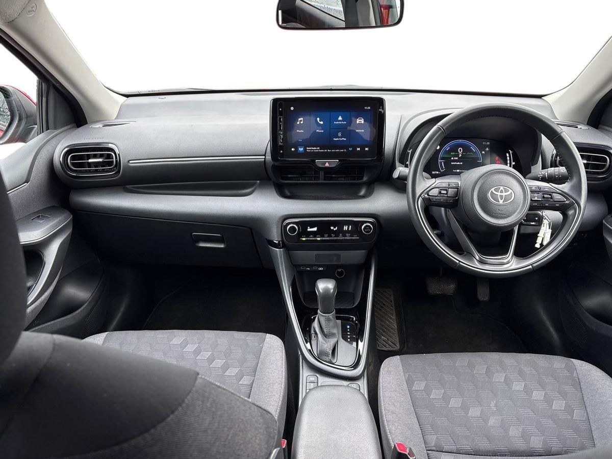 Used Toyota Yaris 2024 for sale - 77525760: Photo 8