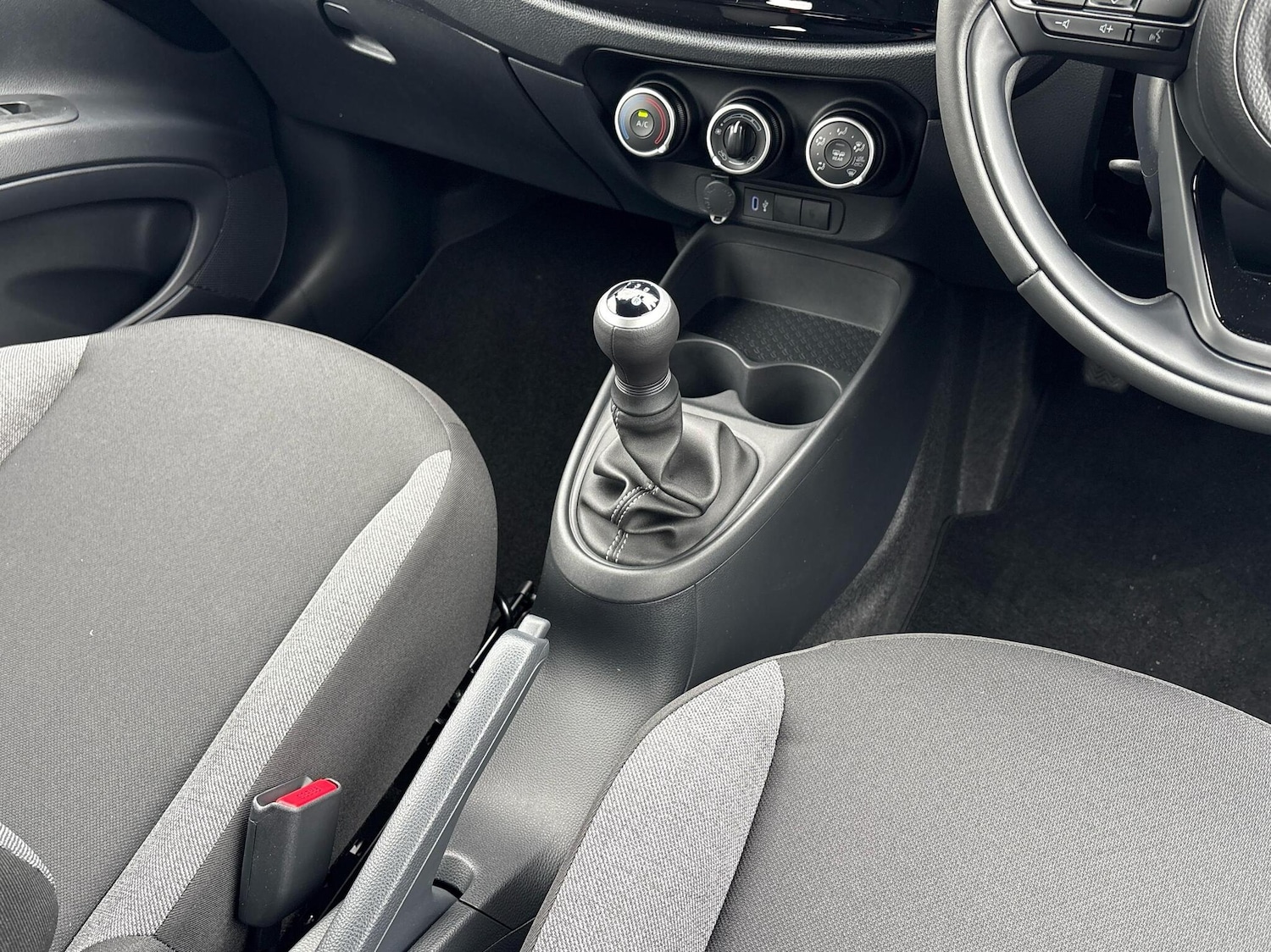 Used Toyota Aygo X 2025 for sale - 76514476: Photo 6