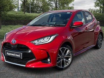 Used Toyota Yaris 2023 for sale - 75842452: Photo