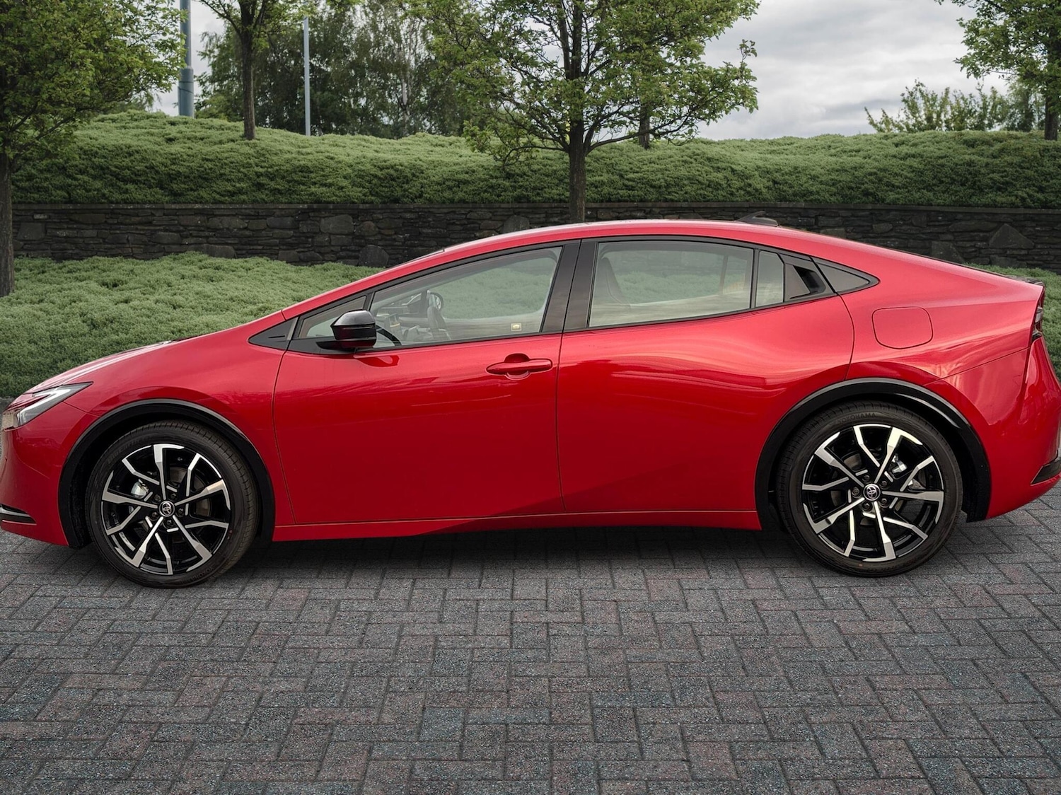 Used Toyota Prius 2025 for sale - 76514405: Photo 16