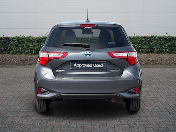 Used Toyota Yaris 2020 for sale - 78856006: Photo