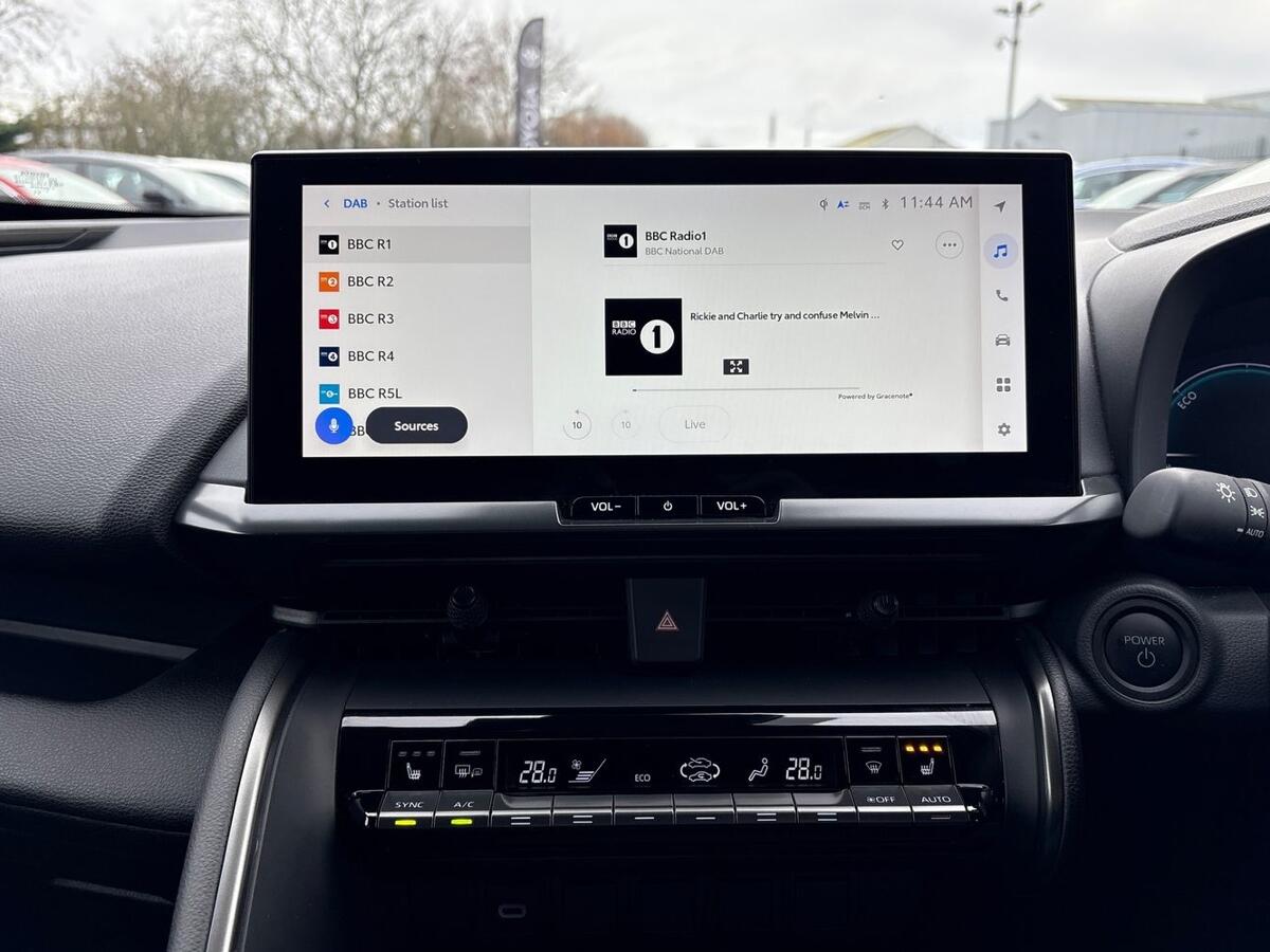 Used Toyota C-HR 2025 for sale - 77013632: Photo 11