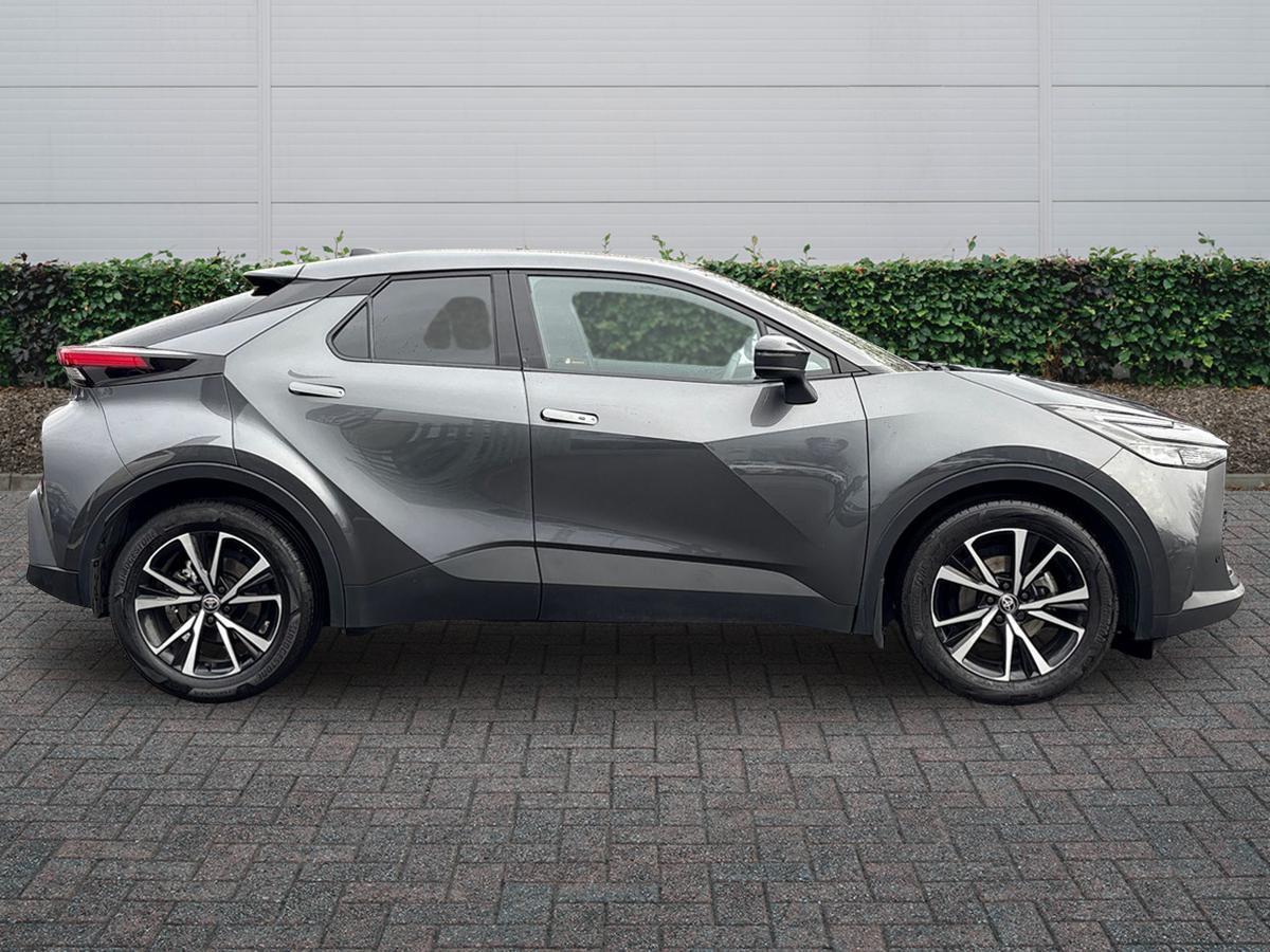 Used Toyota C-HR 2025 for sale - 77013632: Photo 5