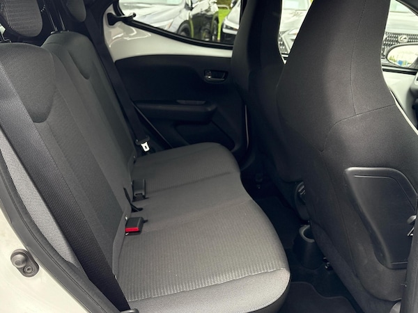 Used Toyota AYGO 2021 for sale - 76073824: Photo 13