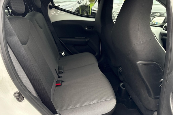 Used Toyota AYGO 2021 for sale - 76073824: Photo 43