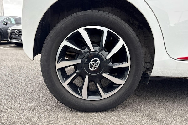 Used Toyota AYGO 2021 for sale - 76073824: Photo 45