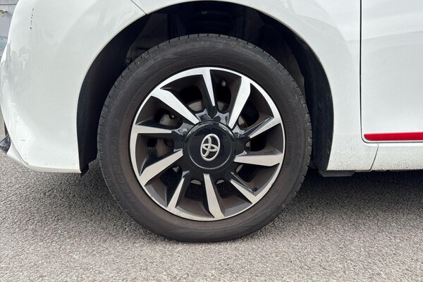 Used Toyota AYGO 2021 for sale - 76073824: Photo 46