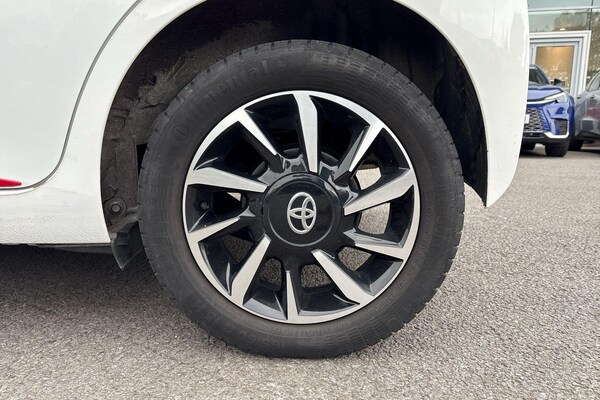 Used Toyota AYGO 2021 for sale - 76073824: Photo 47
