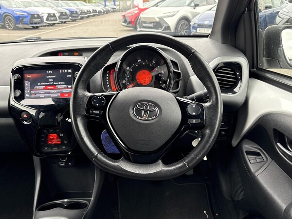 Used Toyota AYGO 2021 for sale - 76073824: Photo 6