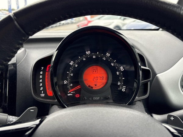 Used Toyota AYGO 2021 for sale - 76073824: Photo 9