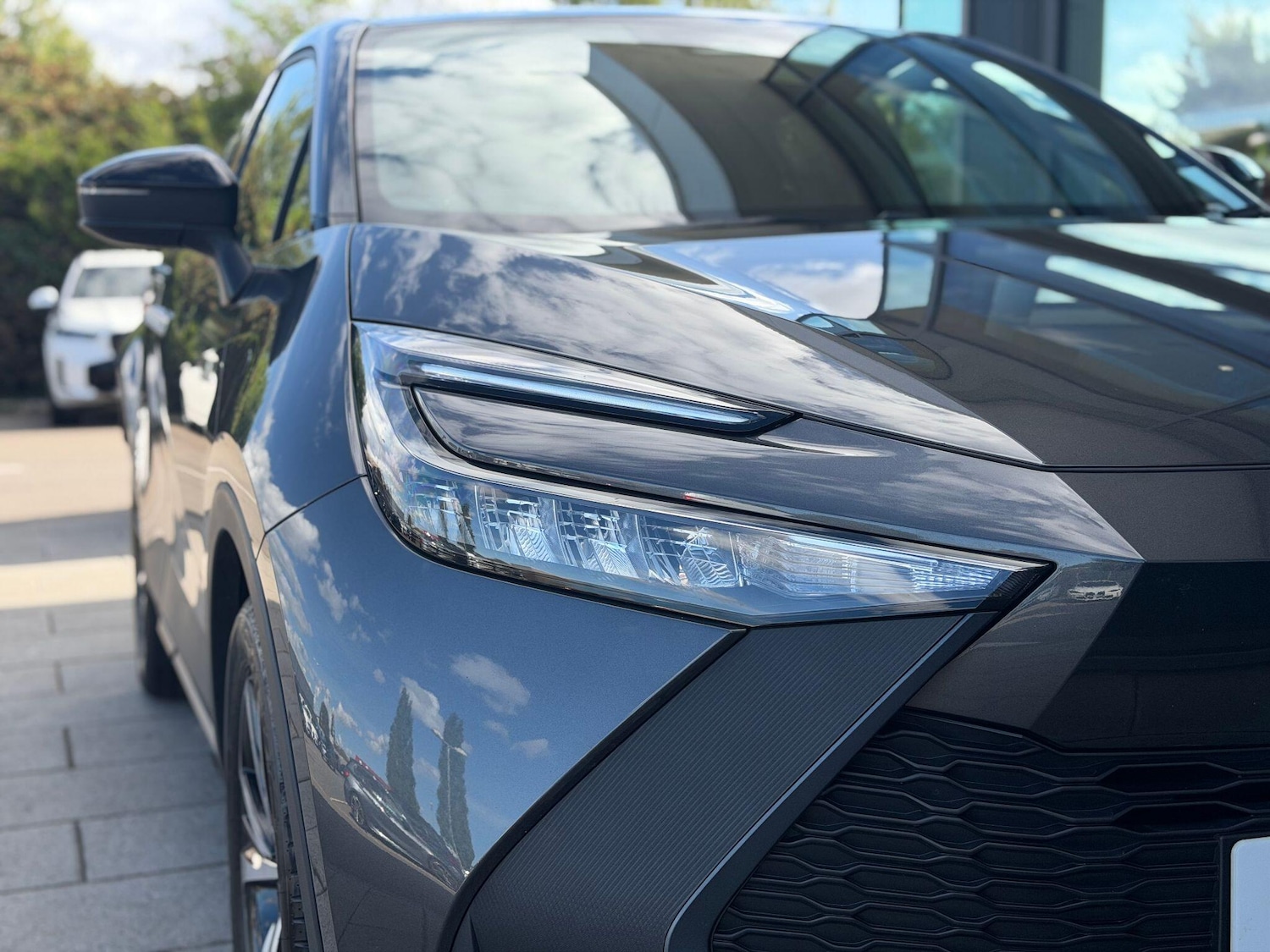 Used Toyota C-HR 2025 for sale - 76033174: Photo 5