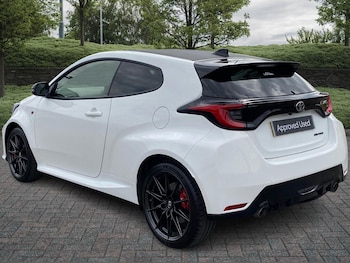 Used Toyota Yaris 2023 for sale - 75624748: Photo