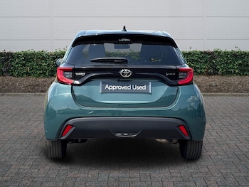 Used Toyota Yaris 2025 for sale - 79050737: Photo