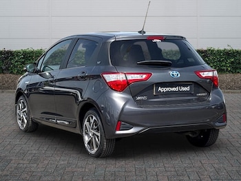 Used Toyota Yaris 2020 for sale - 79249939: Photo
