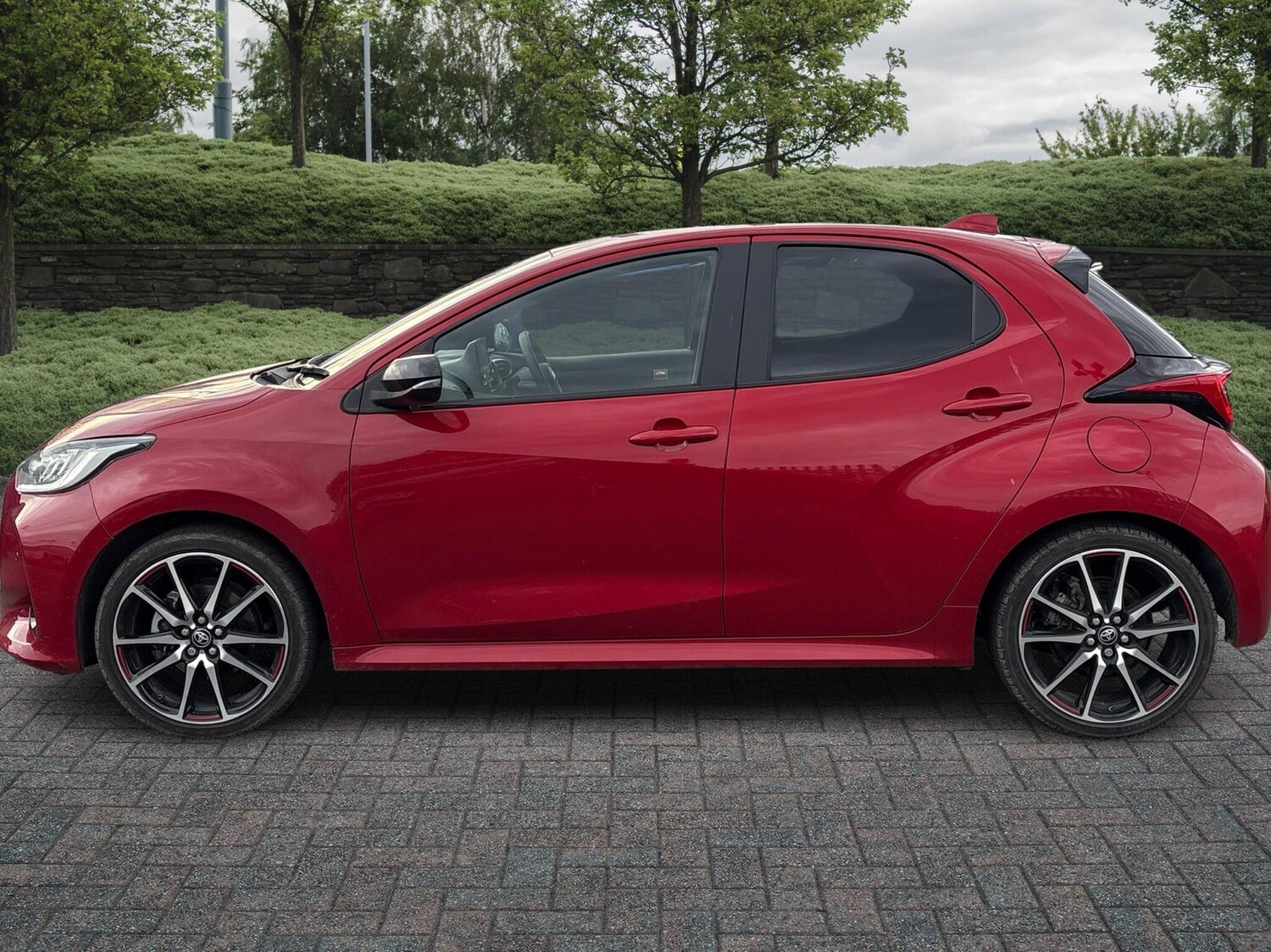 Used Toyota Yaris 2023 for sale - 76400321: Photo 17