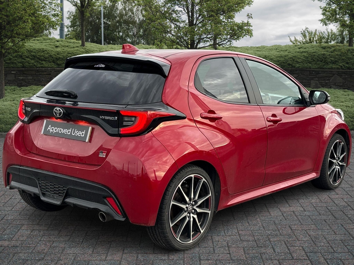 Used Toyota Yaris 2023 for sale - 76400321: Photo 2