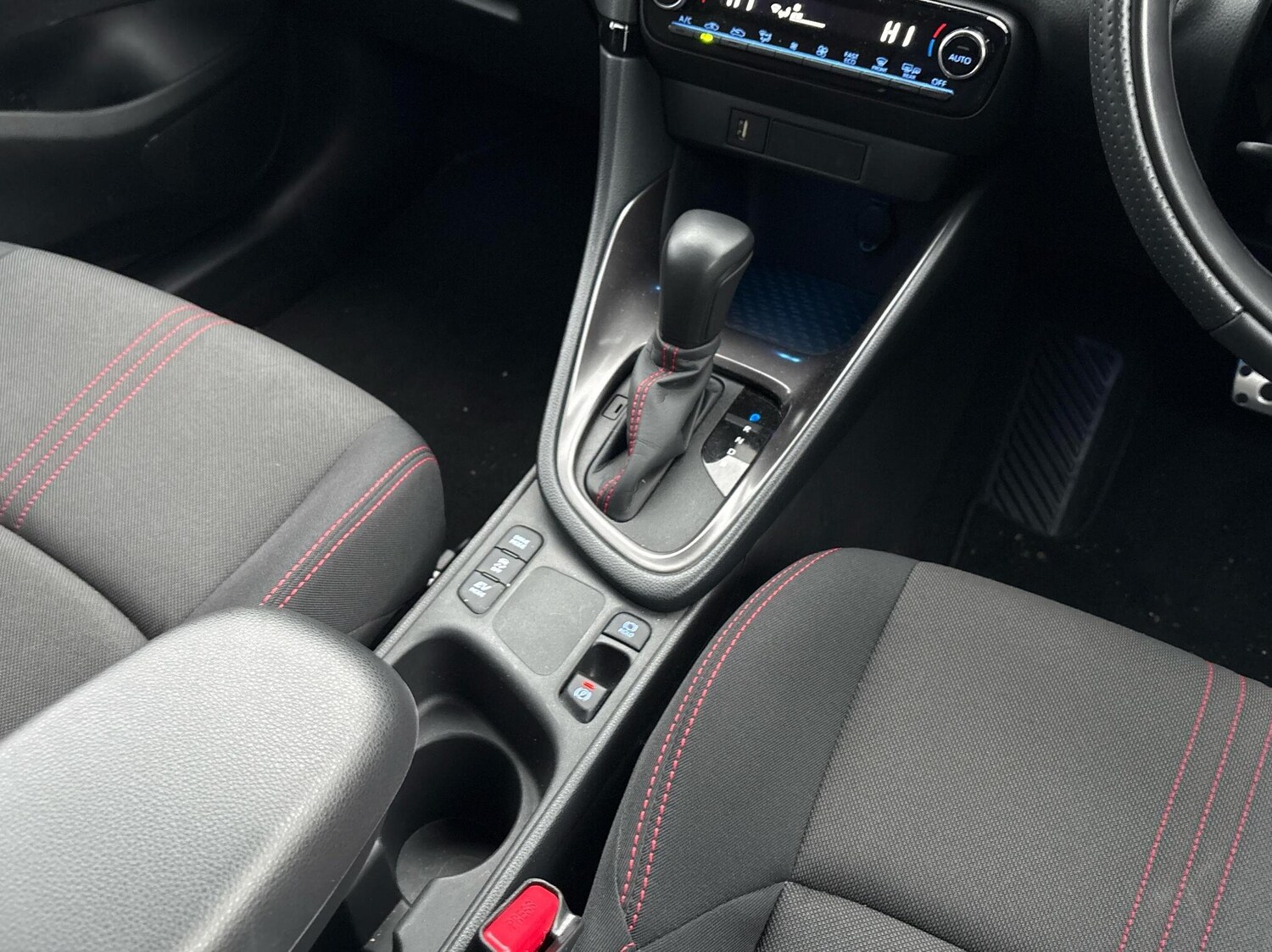 Used Toyota Yaris 2023 for sale - 76400321: Photo 20