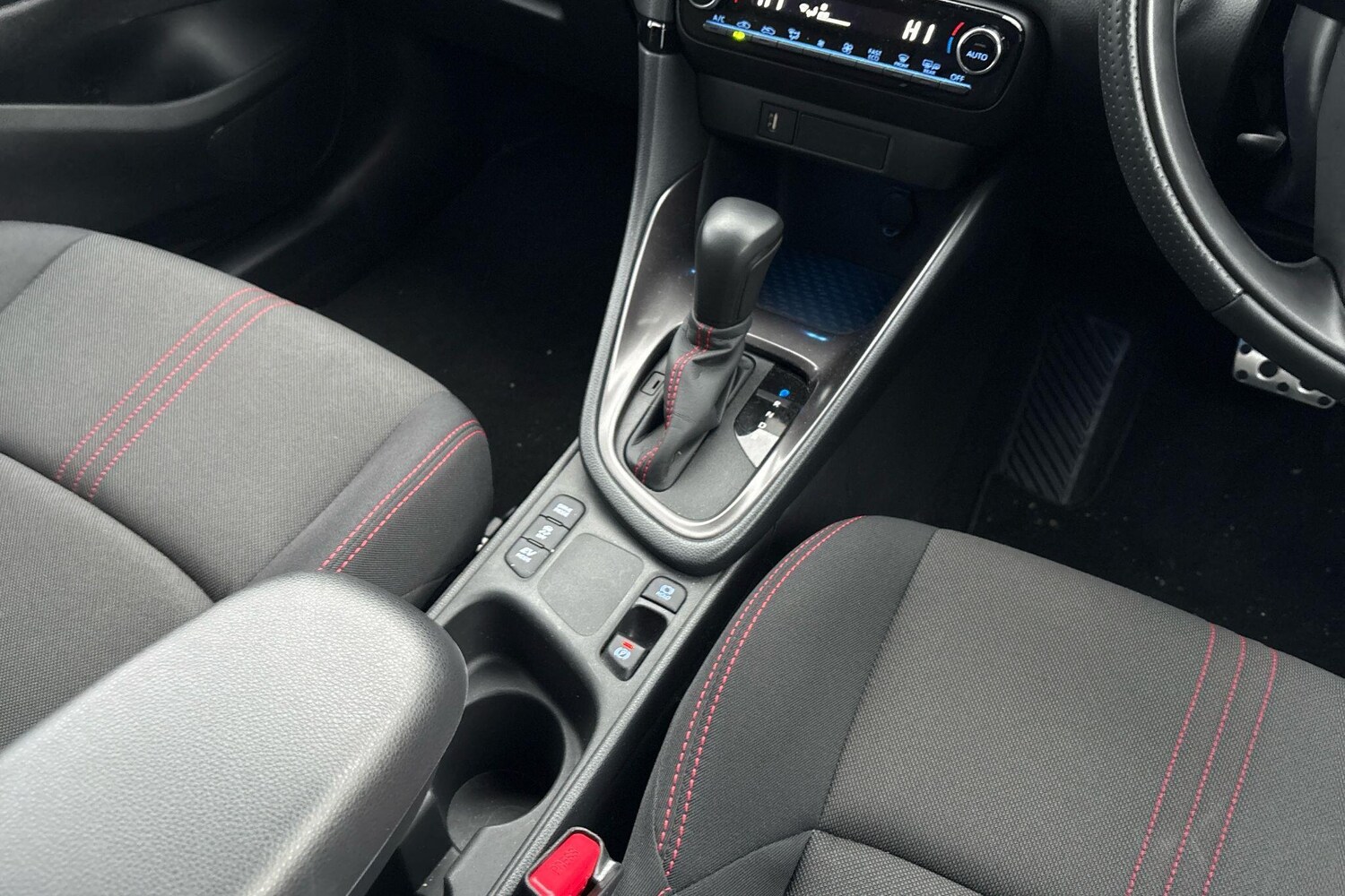 Used Toyota Yaris 2023 for sale - 76400321: Photo 27