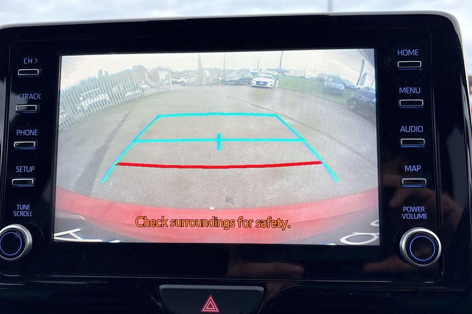 Used Toyota Yaris 2023 for sale - 76400321: Photo 30