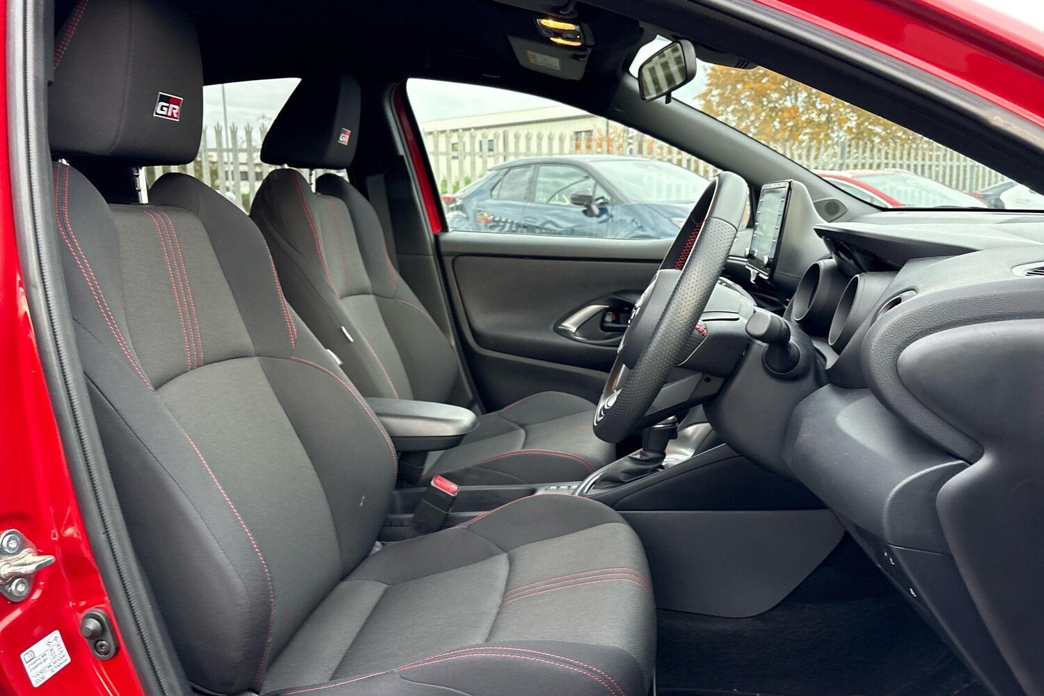 Used Toyota Yaris 2023 for sale - 76400321: Photo 38