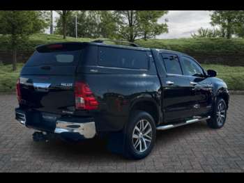 Used Toyota Hilux 2019 for sale - 74600789: Photo