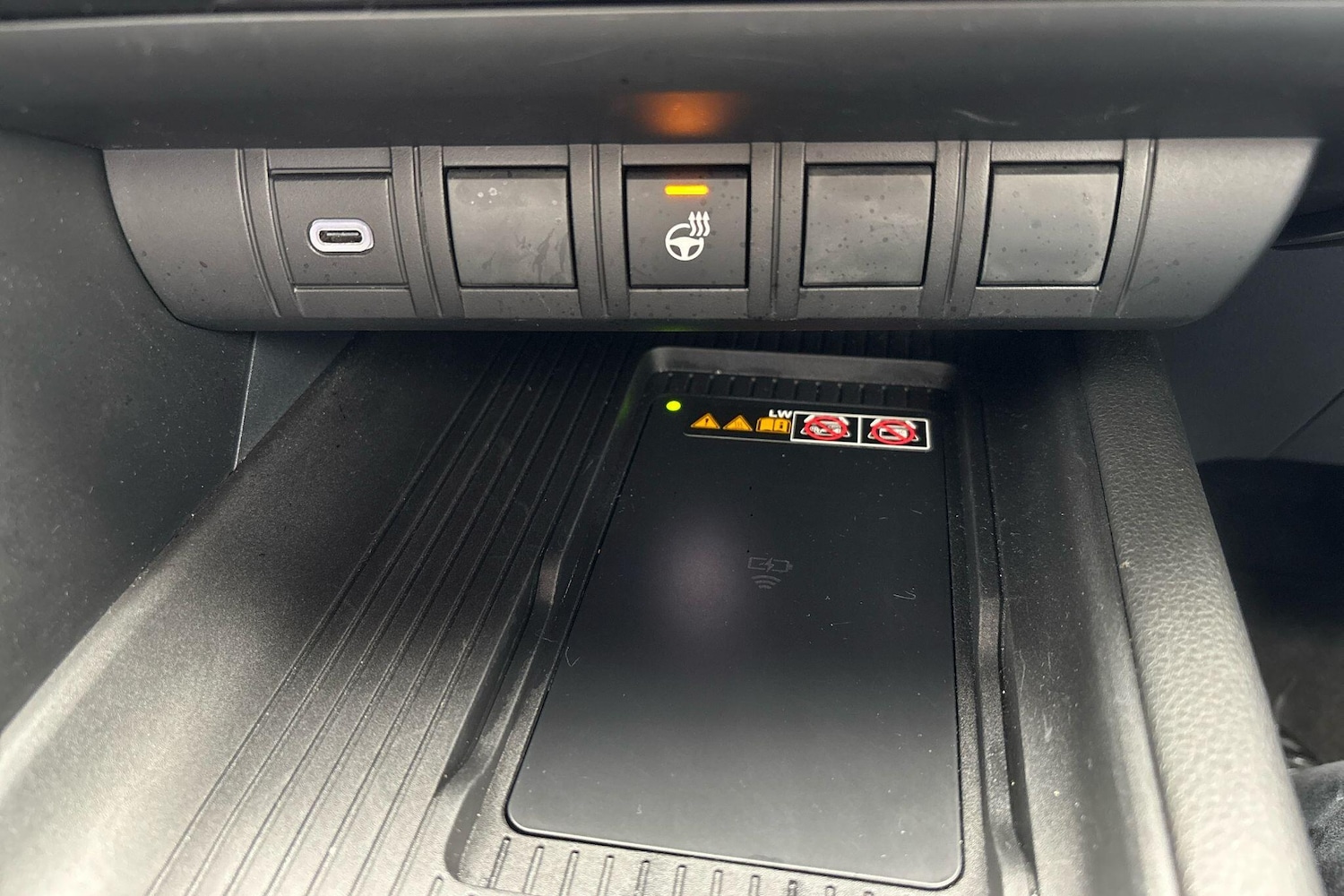 Used Toyota C-HR 2025 for sale - 76486670: Photo 13