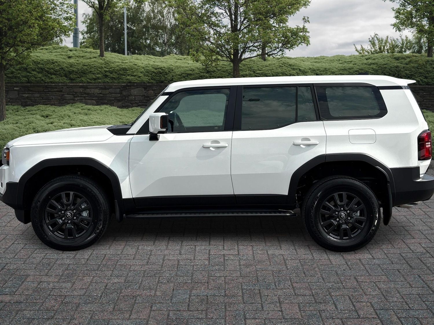 Used Toyota Land Cruiser 2025 for sale - 76486584: Photo 17