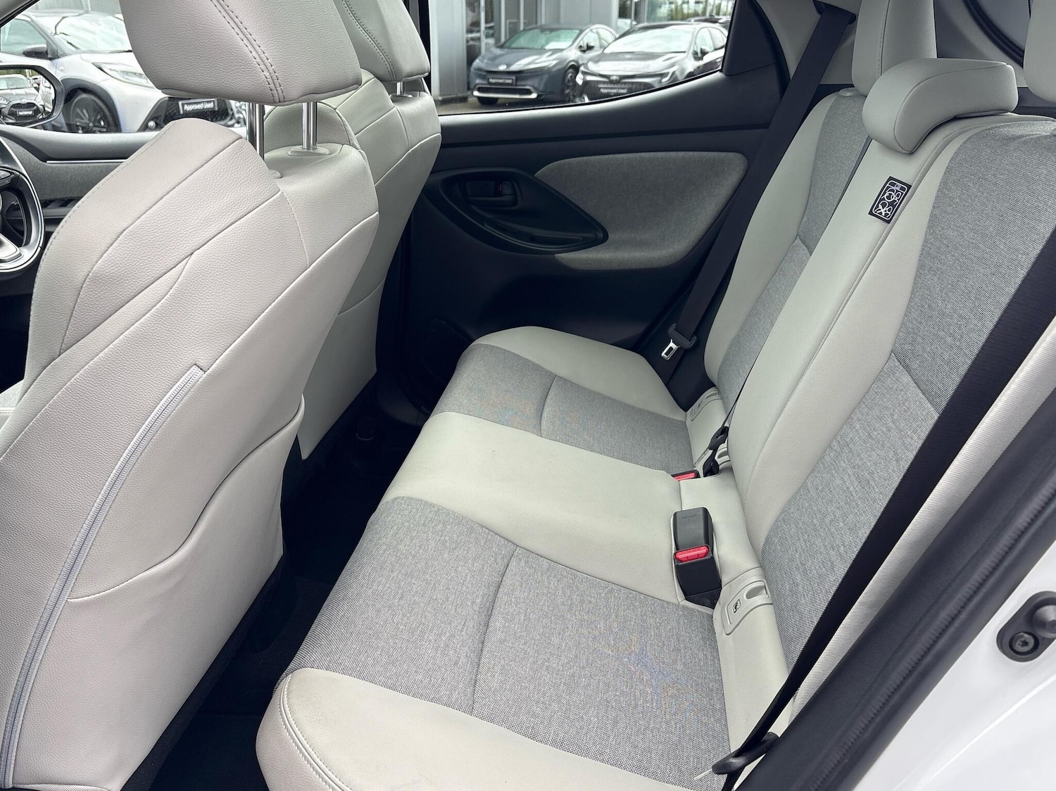 Used Toyota Yaris 2022 for sale - 76338424: Photo 12