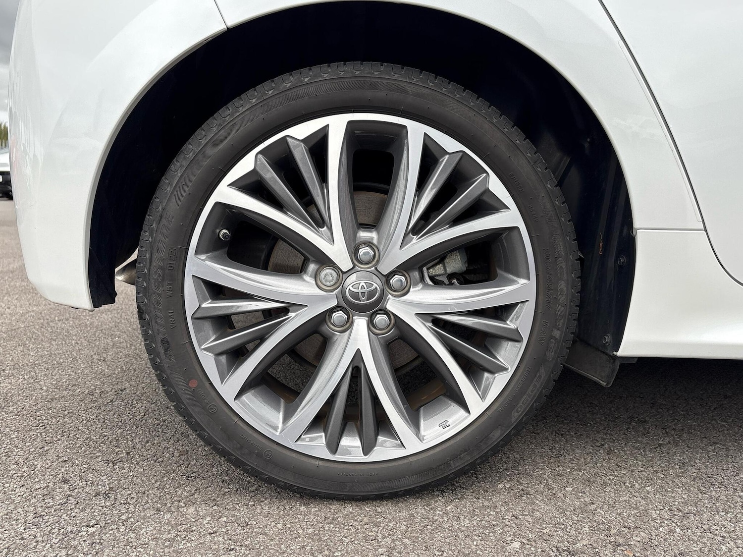 Used Toyota Yaris 2022 for sale - 76338424: Photo 18