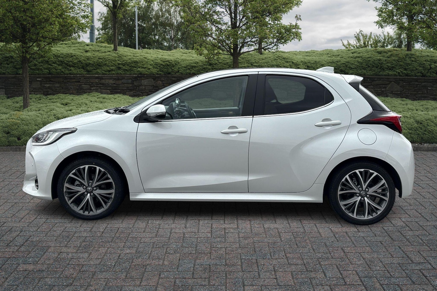 Used Toyota Yaris 2022 for sale - 76338424: Photo 35