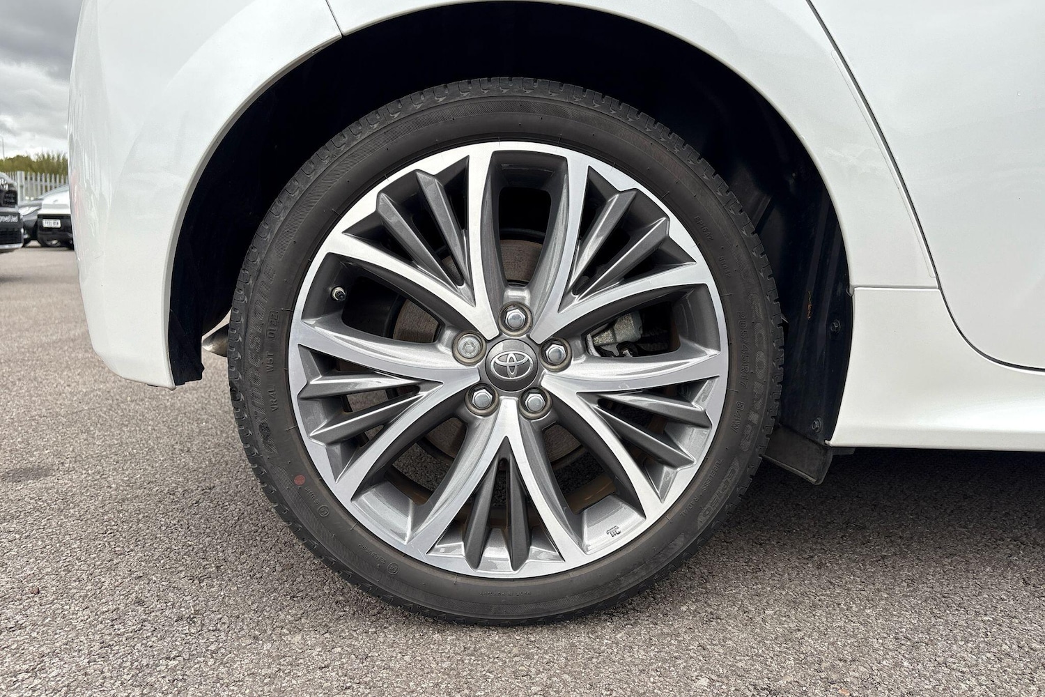 Used Toyota Yaris 2022 for sale - 76338424: Photo 42