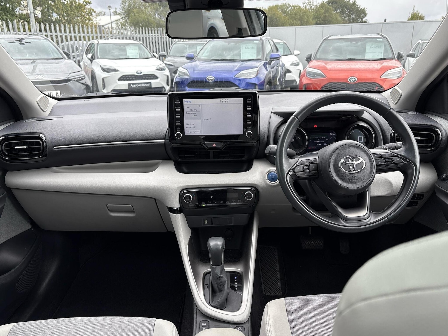 Used Toyota Yaris 2022 for sale - 76338424: Photo 5
