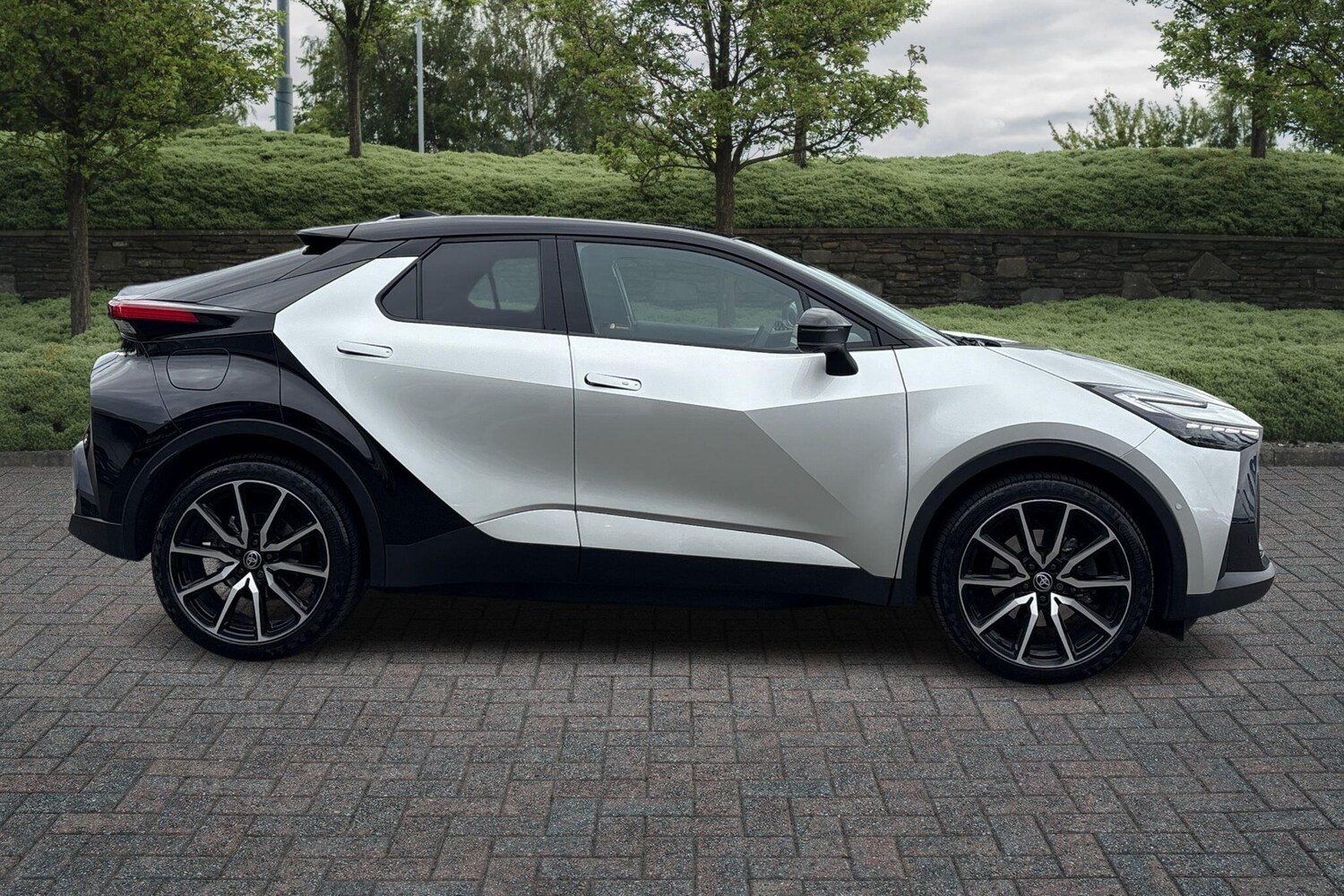 Used Toyota C-HR 2025 for sale - 77525755: Photo 15