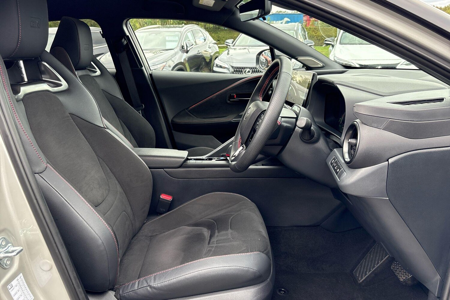 Used Toyota C-HR 2025 for sale - 77525755: Photo 19