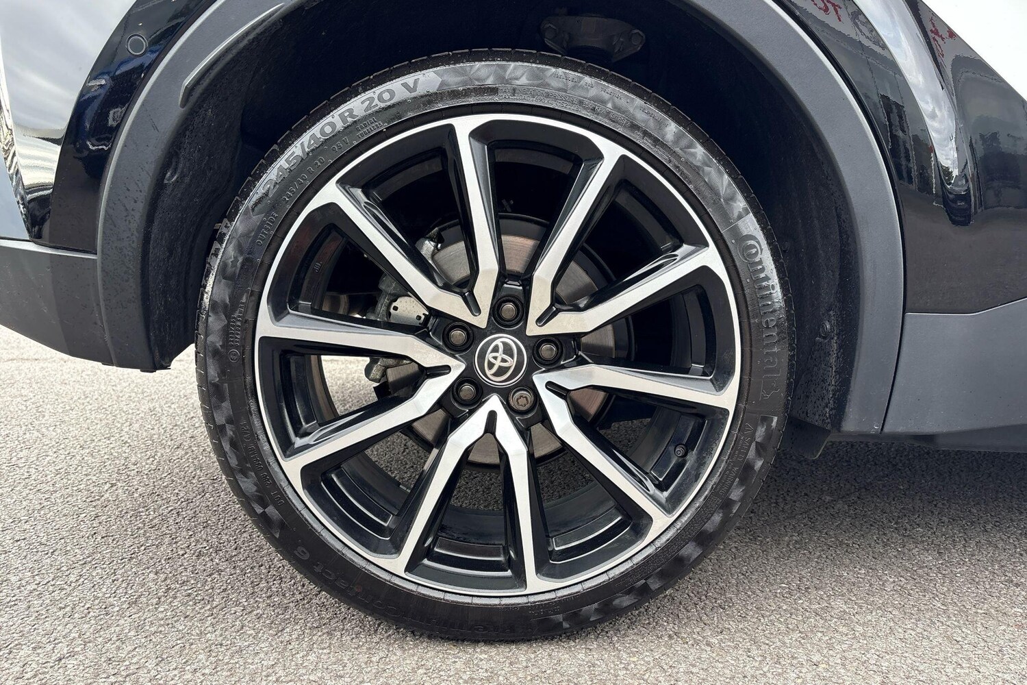 Used Toyota C-HR 2025 for sale - 77525755: Photo 25